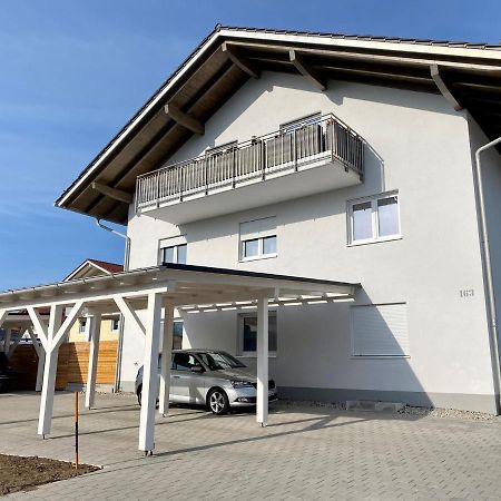 Ferienwohnung Am Bayrischen Meer Übersee エクステリア 写真